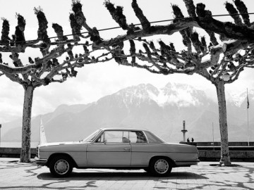 Mercedes W 114 &ndash; Styl i elegancja